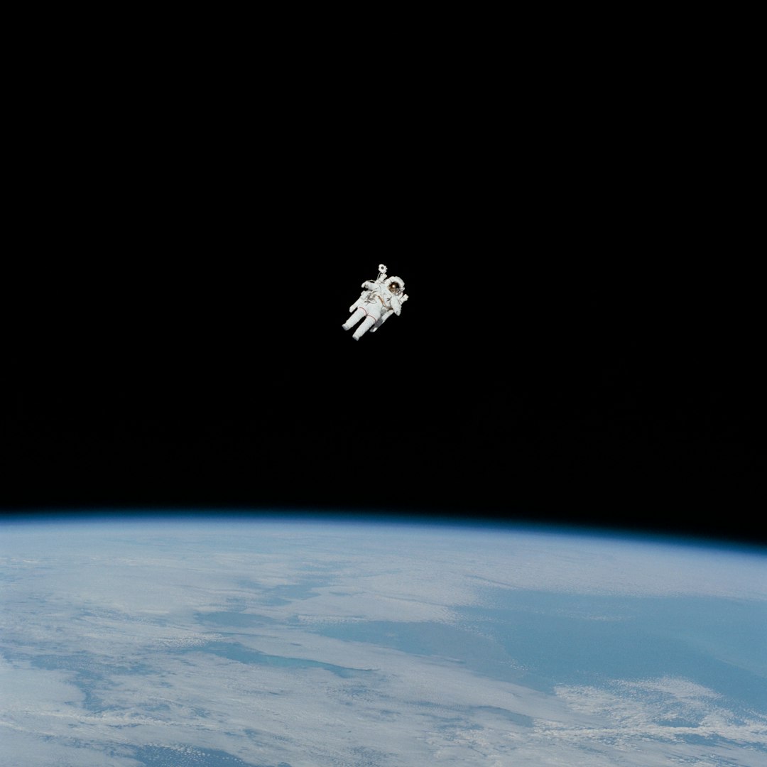Varda Space Industries and United Therapeutics Partner for Commercial Drug Manufacturing in Orbit