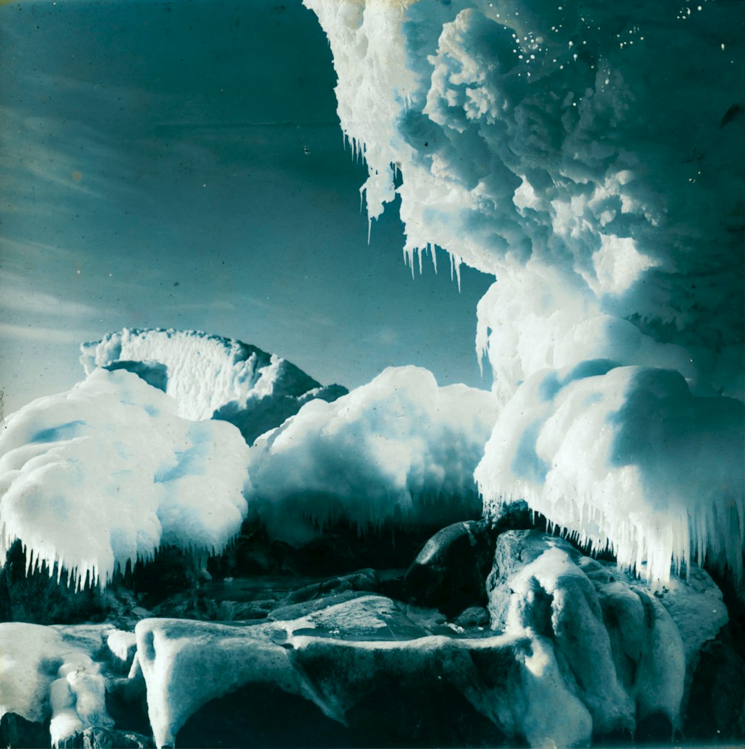 New Study Reveals Ocean Currents Accelerate Antarctic Ice Loss, Underestimating Sea Level Rise